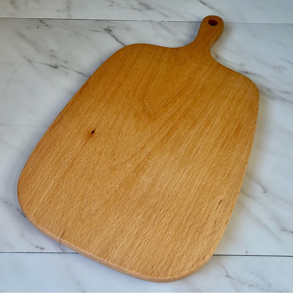 Wooden cutting board
